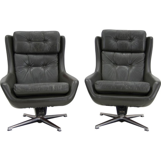 Image 1 of Pair of mid century swivel rocking leather armchairs, Finland 1970s