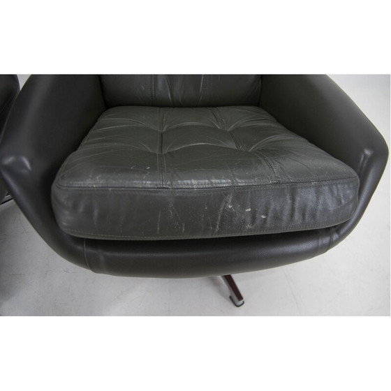 Image 1 of Pair of mid century swivel rocking leather armchairs, Finland 1970s