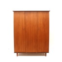 Armoire vintage avec partie suspendue et posée, fabriquée dans les années 1960