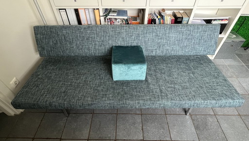 BR02 Martin Visser Sleeper Sofa