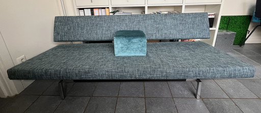 BR02 Martin Visser Sleeper Sofa