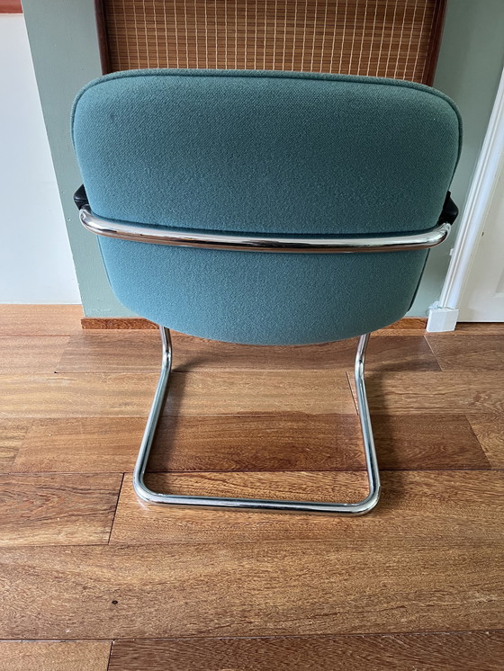 Image 1 of Ahrend Cantilever Chair