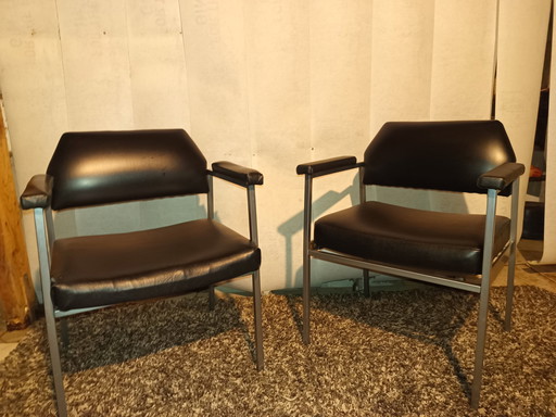 2 X Midcentury Chair
Region Saint