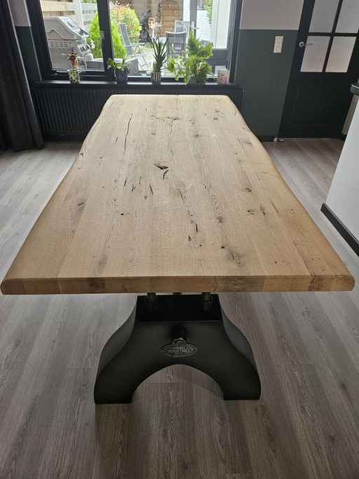 De Bommel Oak Dining Table