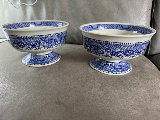 Image 1 of 2x Earthenware cabinet bowls