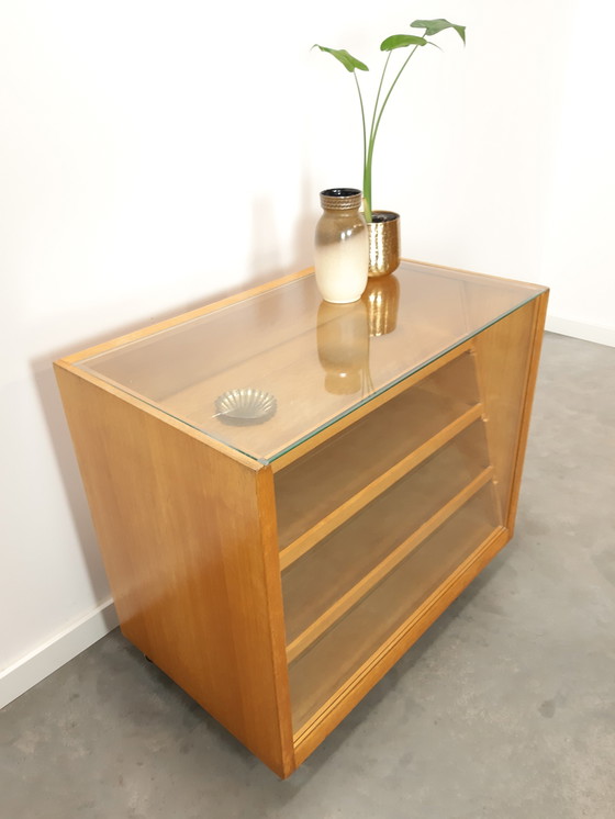 Image 1 of Bancone vintage in legno impiallacciato con cassetti