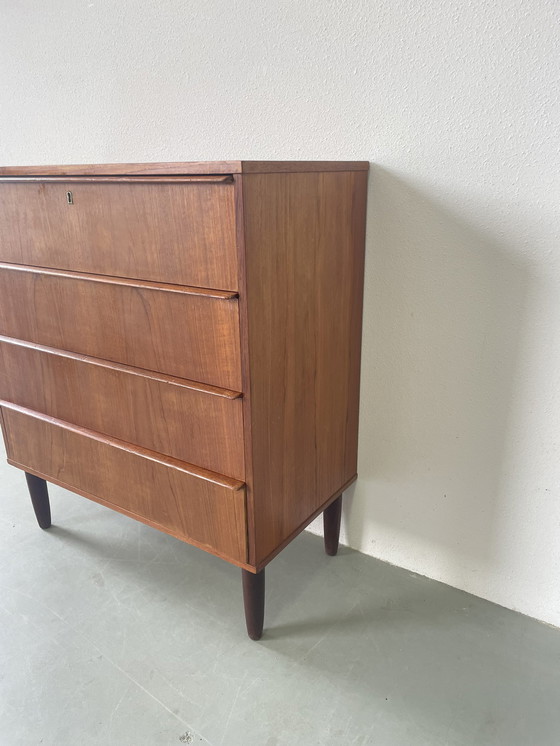 Image 1 of Vintage chest of drawers