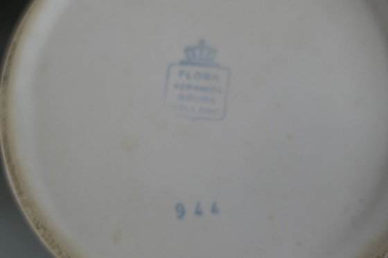 Image 1 of Set of vases Flora Ceramic Gouda Floris Meydam 944