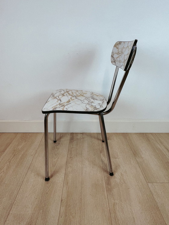 Image 1 of Chaise vintage en formica