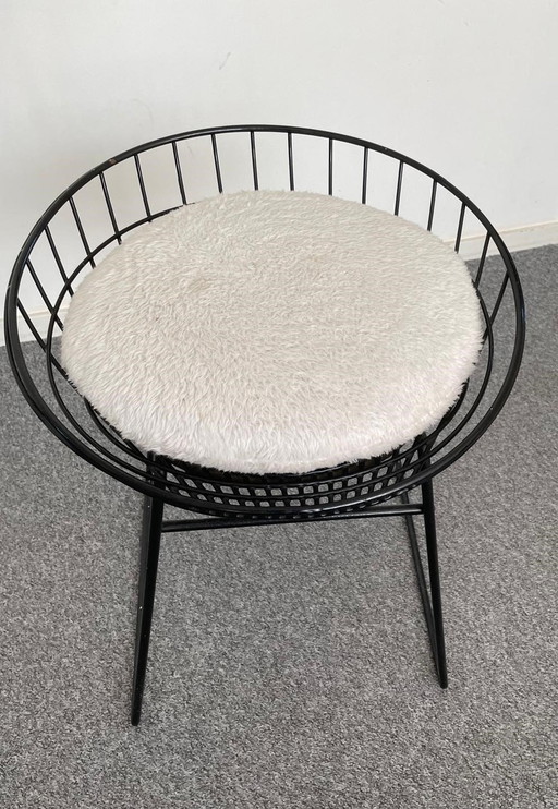 1x Wire chair