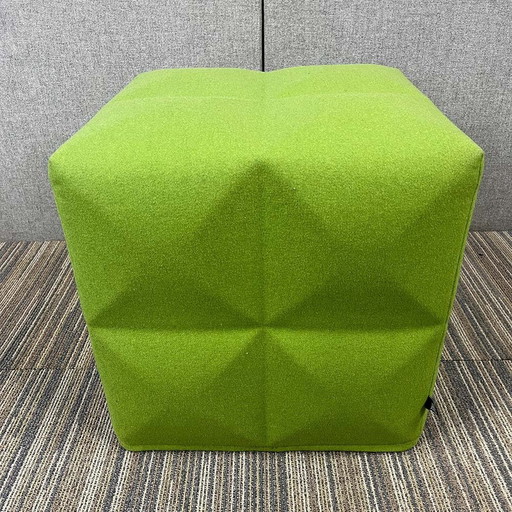 Buzzispace Buzzicube Pouf