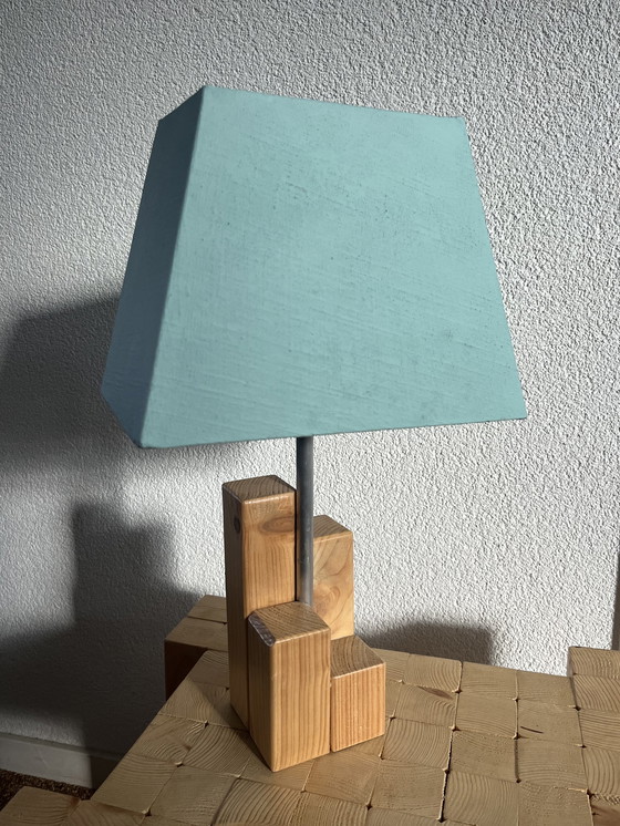 Image 1 of Design pine side table + lamp