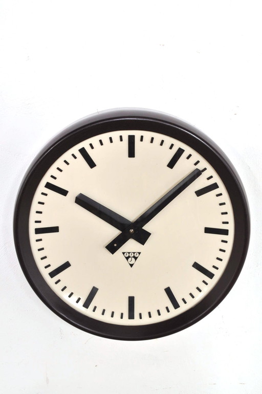 Horloge vintage en bakélite 32 cm 60s