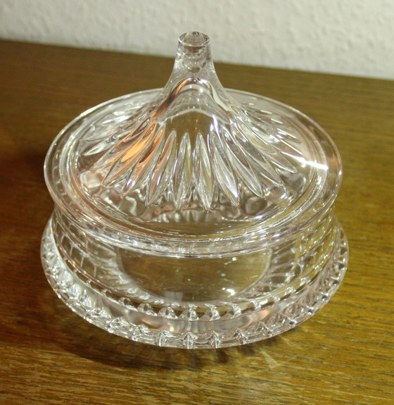 Image 1 of 1930S Art Deco lead crystal bonbonnière, heavy tin box