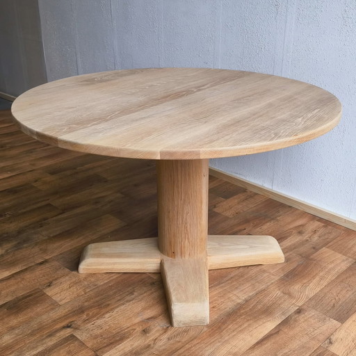 Table de salle à manger ronde sur mesure en chêne massif