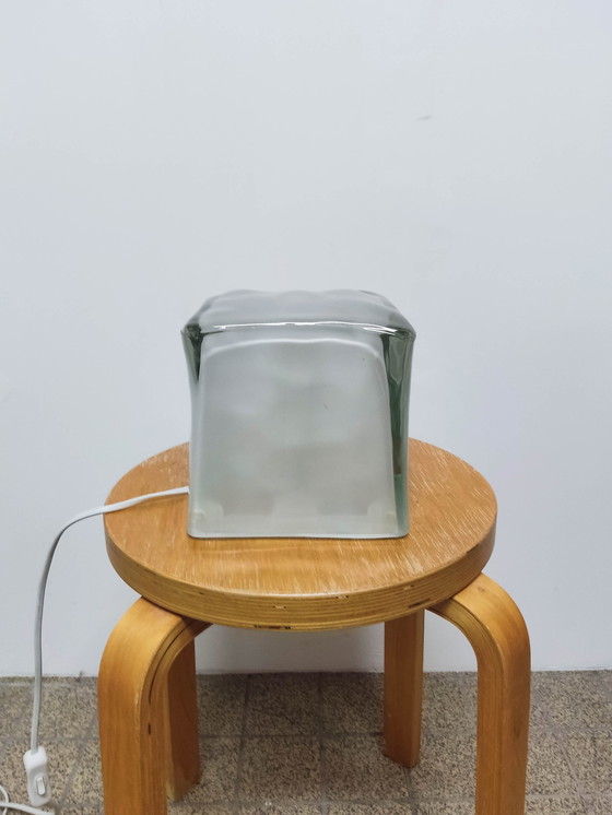 Image 1 of Ice Cube Iviken Lampe de table en verre