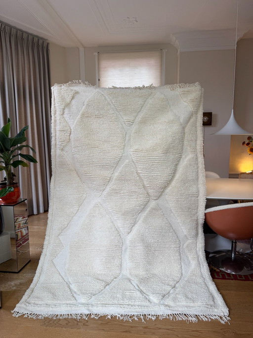 Berber rug in off white