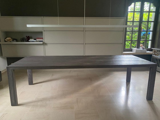 Image 1 of La table à clous en placage de bois