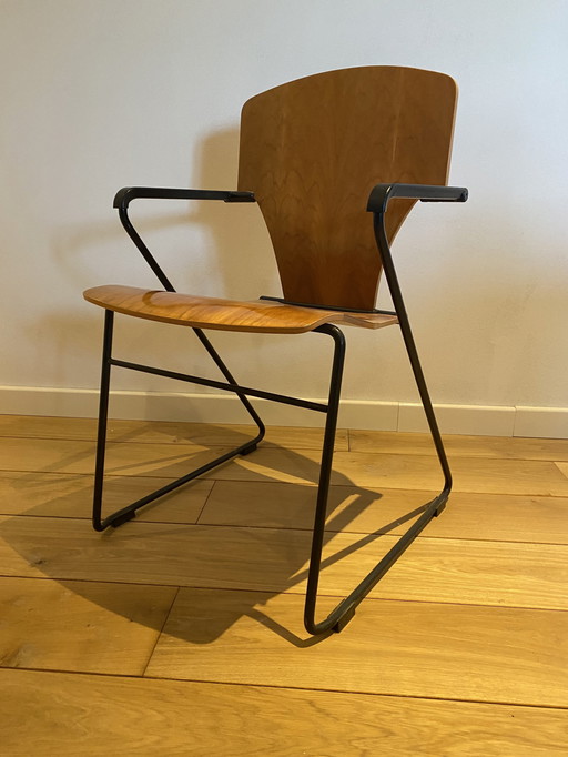 Egoa Moving Chair by Josep Mora