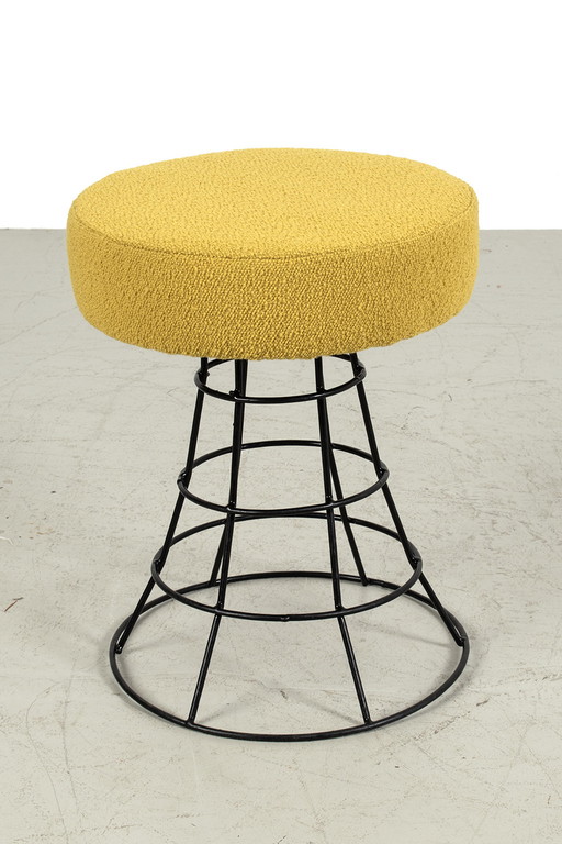 Wire frame stool