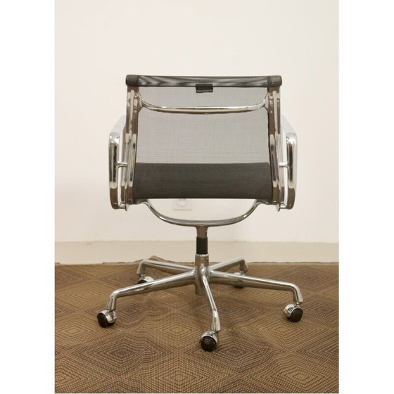 Image 1 of Vintage armchair model Ea 117 by Charles and Ray Eames for Vitra