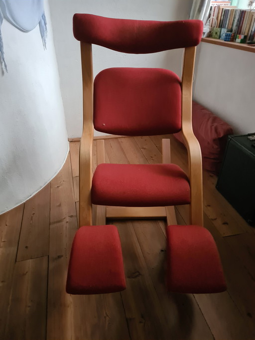 Stokke Variér Gravity Red armchair