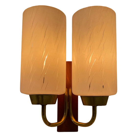 Image 1 of Vintage - Mcm - Lampe murale / applique avec deux ampoules - Verre, laiton et bois de teck