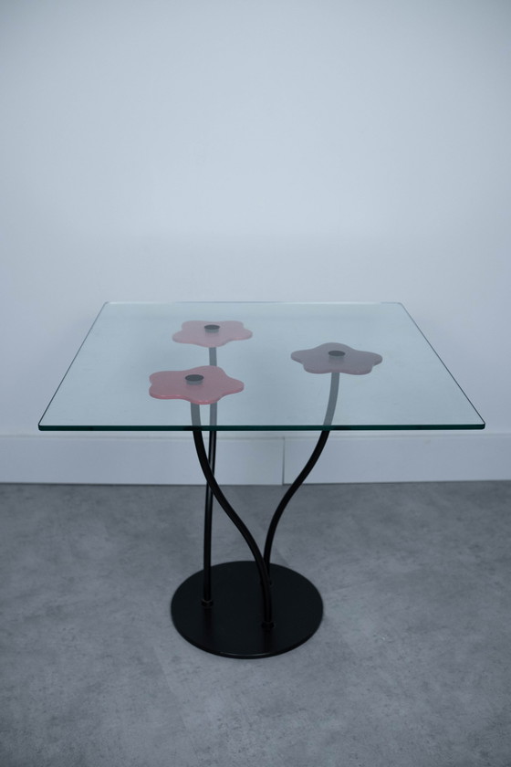 Image 1 of Retro glass flower table