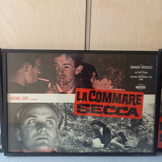 Image 1 of 10x Bernardo Bertolucci sur le film : La Commare Secca affiches de film encadrées