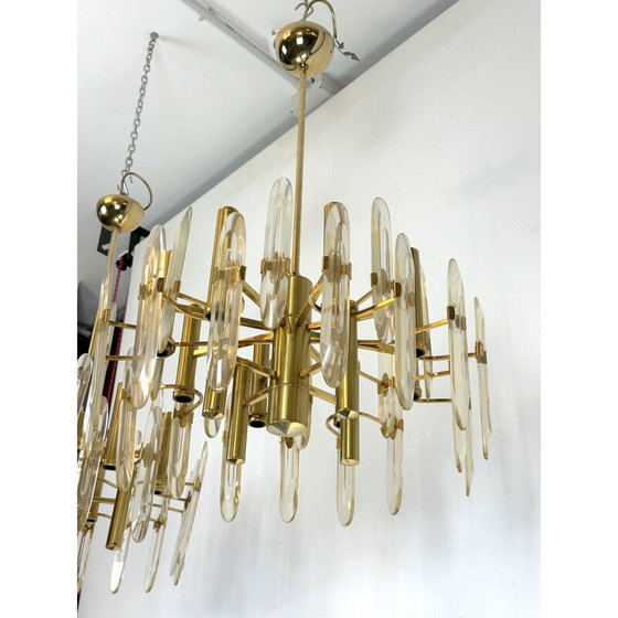 Image 1 of Pair of vintage brass and glass chandeliers by Sciolari, Italy 1970