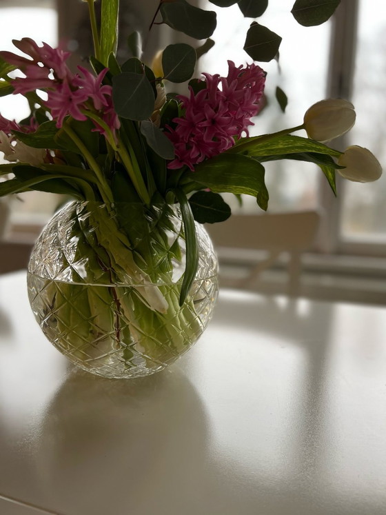 Image 1 of Dahlia vase - crystal