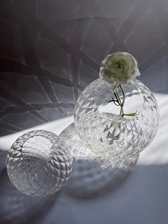 Image 1 of Dahlia vase - crystal