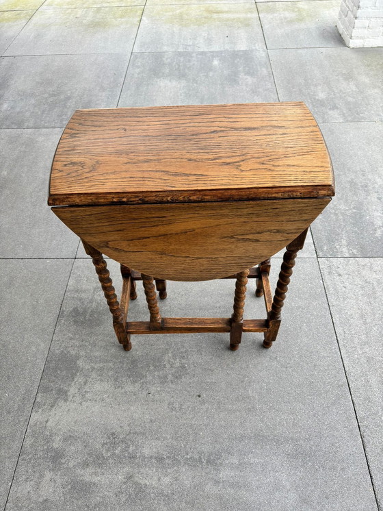 Image 1 of Gateleg Drop Leaf Table - Oak 