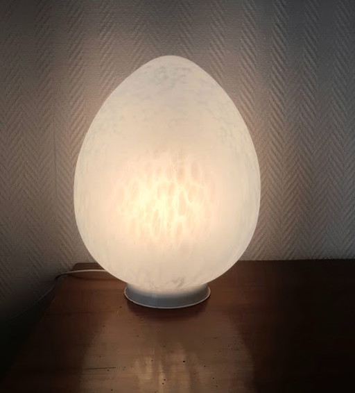 Uovo egg lamp by Fontana Arte 1980