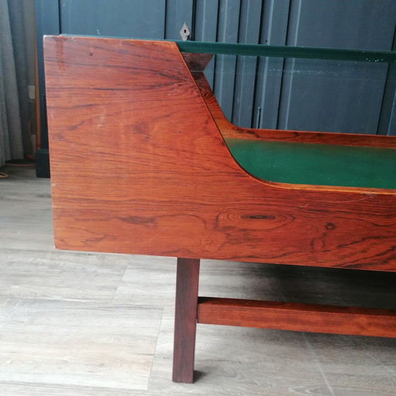 Image 1 of Mesa de centro de mediados de siglo