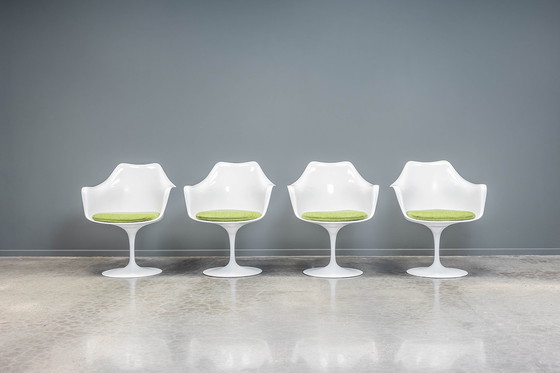 Image 1 of Tulip armchair, 4x