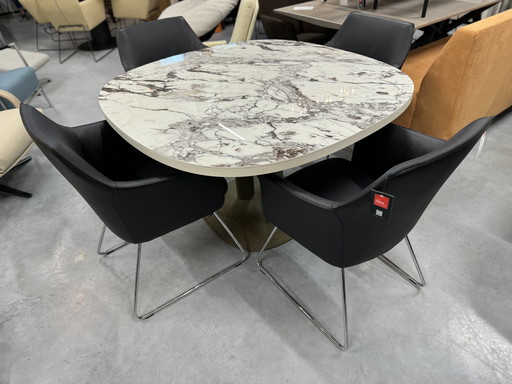 Leolux Toveri Dining Table Ceramic Capraia 128X128