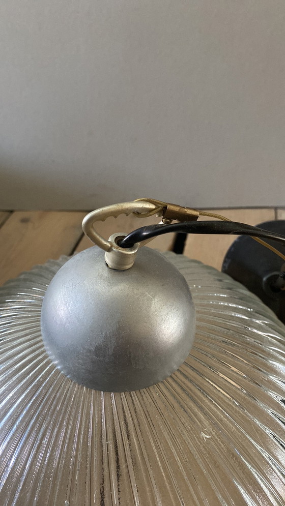 Image 1 of Lampe suspendue en verre vintage