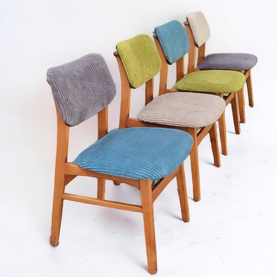 Image 1 of Set de quatre chaises vintage