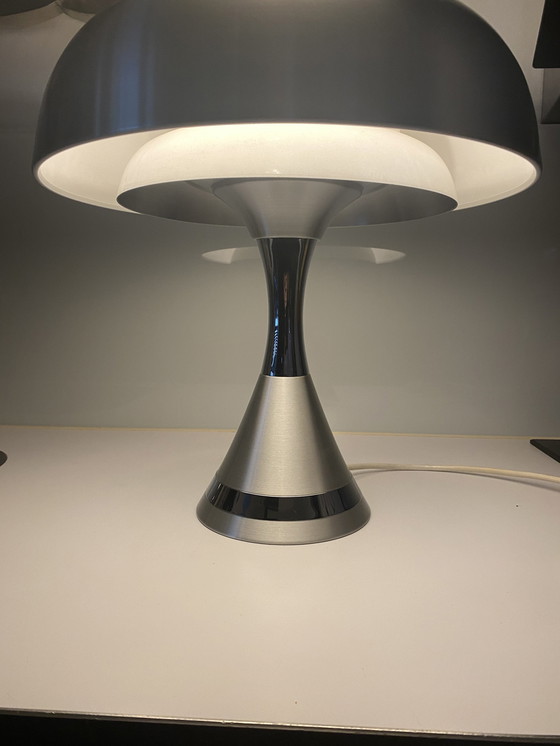 Image 1 of Lampe à poser en forme de champignon