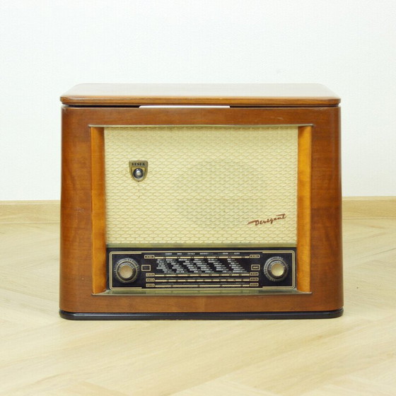 Image 1 of Vintage Tesla Dirigent gramoradio, Czechoslovakia 1956