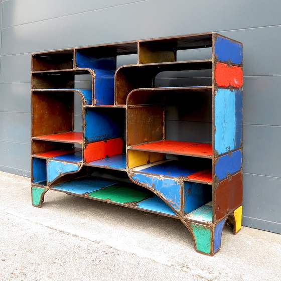 Image 1 of Étagère brutaliste