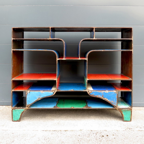 Image 1 of Étagère brutaliste