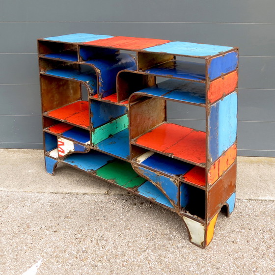 Image 1 of Étagère brutaliste