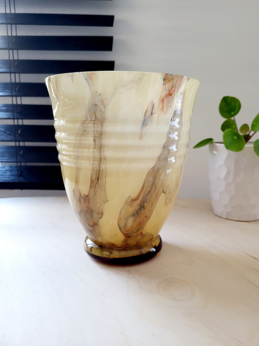 Art deco opaline glass vase, Verreries de Scailmont, Henri Heemskerk, Belgium