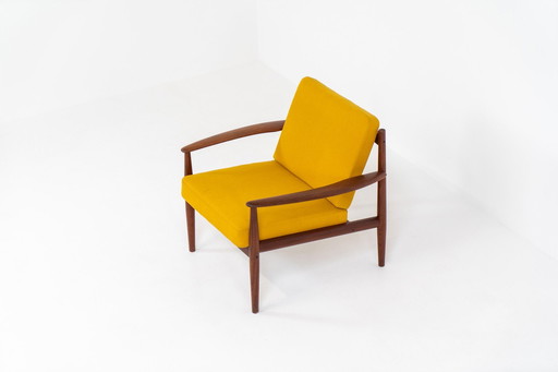 “Fd-128” Easy Chair By Grete Jalk For France & Son (Denmark, 1960S).