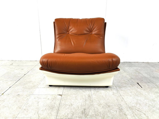 Image 1 of Chaise longue en cuir Airborne international