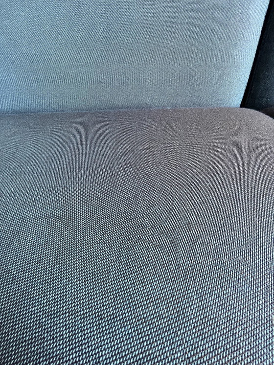 Image 1 of Pode 2.5 Seat Sofa Dr'Op