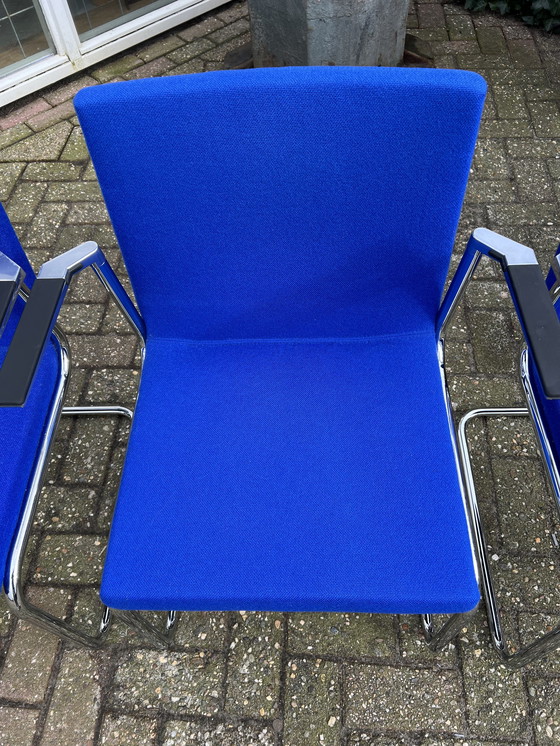 Image 1 of Artifort Max cantilever chairs, Toine vd Heuvel