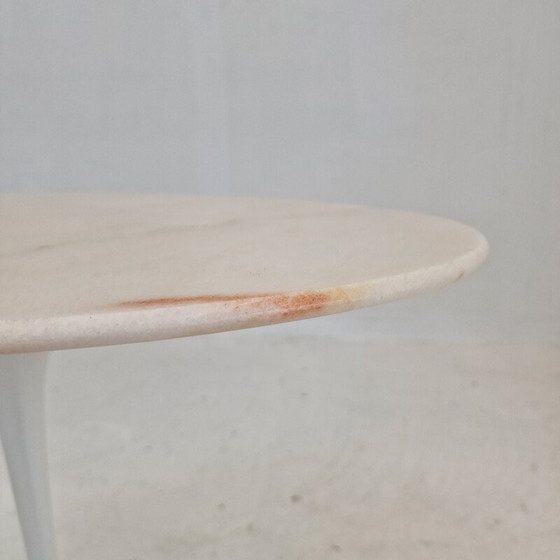 Image 1 of Vintage marble oval side table by Eero Saarinen for Knoll